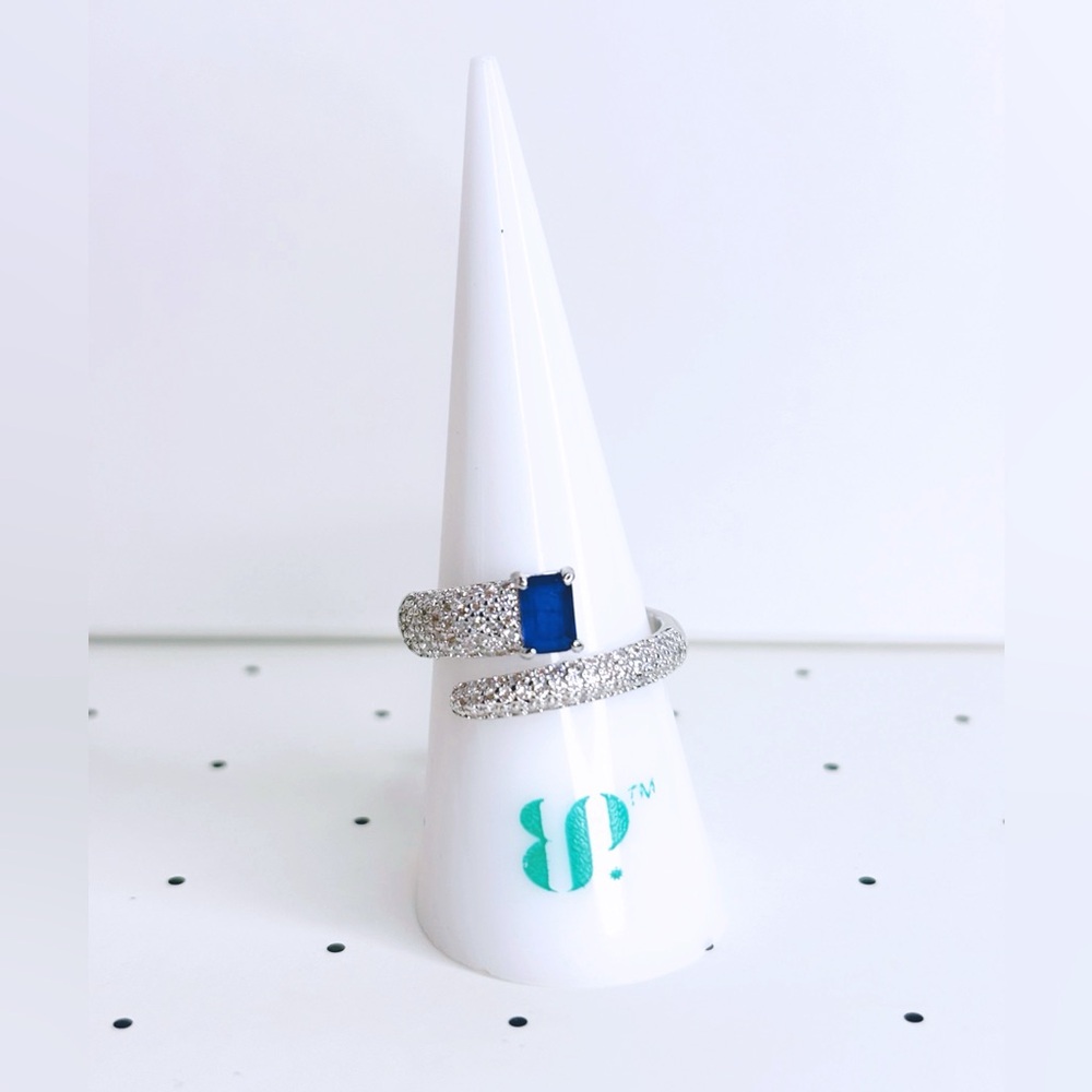 New Bomb Party “Wrapped in Good Trouble” Ring Size 8 RG92117